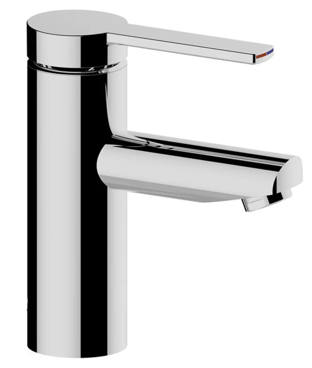 Chromfarbener Waschtischmischer von Keuco mit einem langen, flachen Griff und einem auslaufenden Wasserhahn, ohne Ablaufgarnitur.